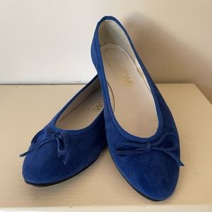 Joan & David 1980s Vintage Blue Suede Flats